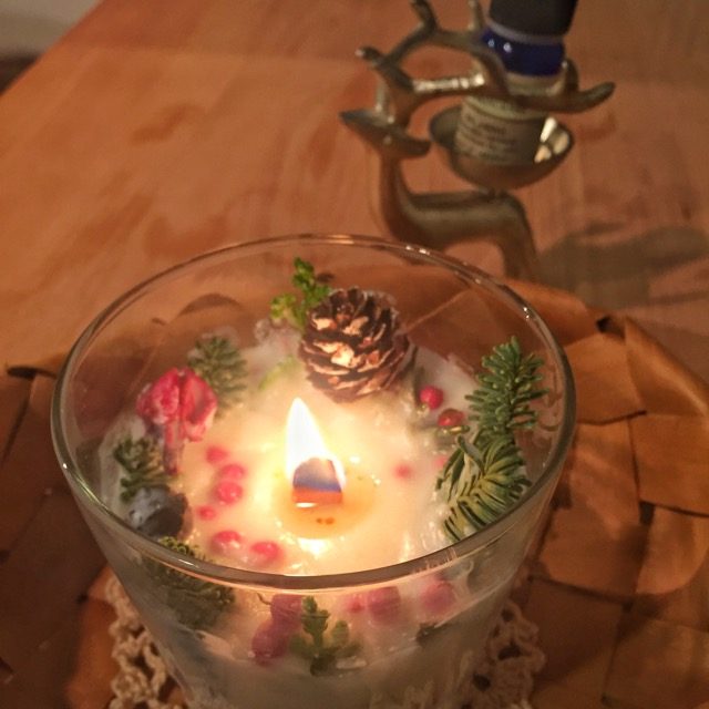アロマのクリスマスキャンドル作り
